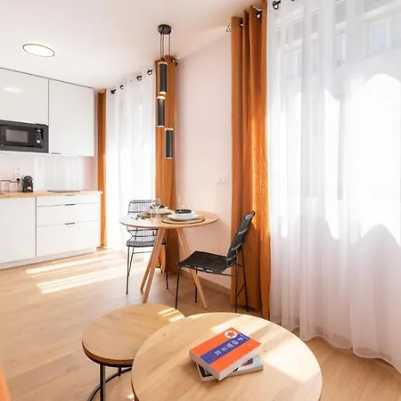 Apartment Seasons - Etienne - La Terrasse
